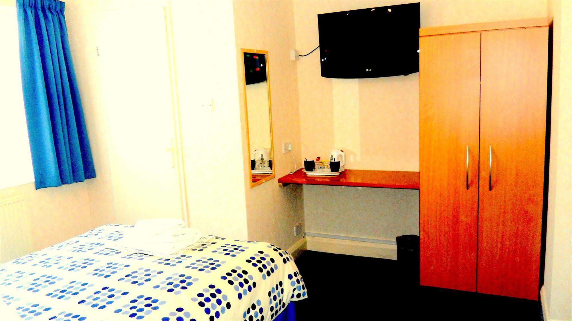 Heathrow Lodge Hillingdon Luaran gambar