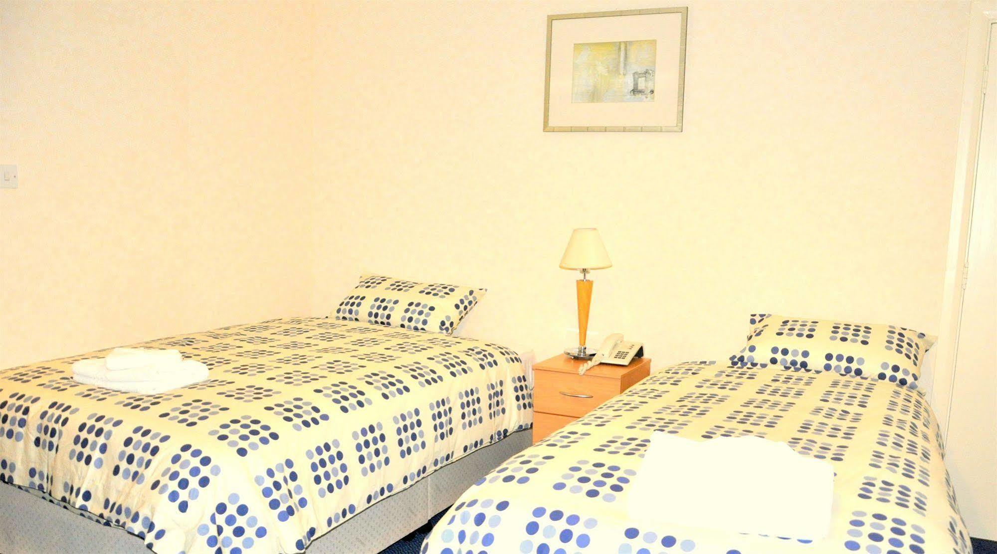 Heathrow Lodge Hillingdon Luaran gambar