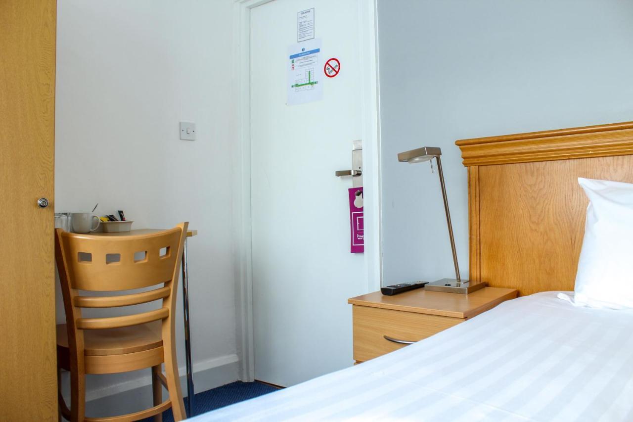 Heathrow Lodge Hillingdon Luaran gambar