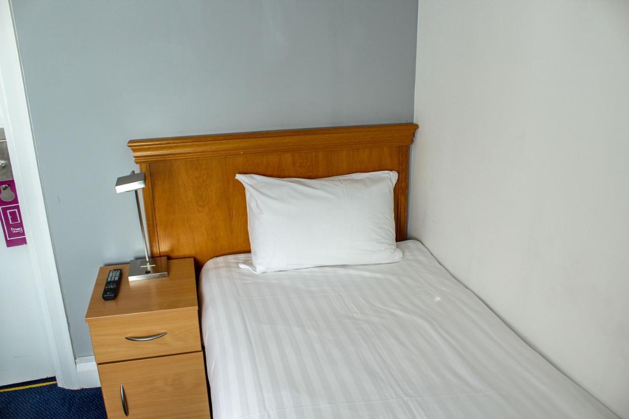 Heathrow Lodge Hillingdon Luaran gambar