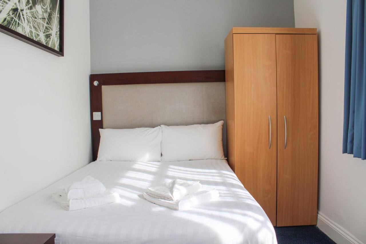 Heathrow Lodge Hillingdon Luaran gambar