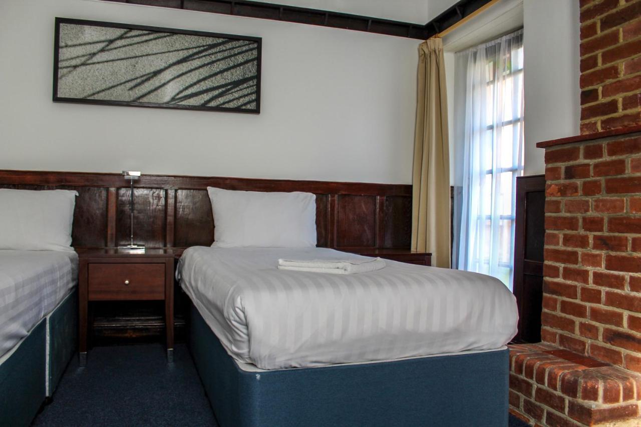 Heathrow Lodge Hillingdon Luaran gambar